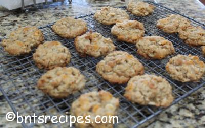 Coconut Caramel Oatmeal Cookies