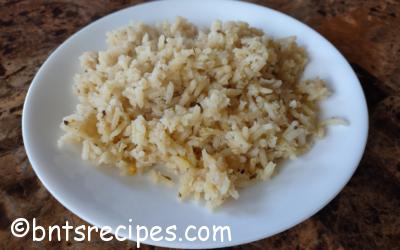Homemade Chicken-flavored White Rice