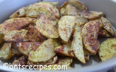 Crispy Oven Baked Potato Wedges